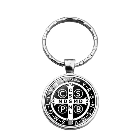 Vintage St Benedict Medal Keychain Religious Catholic Saint Benedict Cross Key Ring Zinc Alloy Glass Pendant Jewelry Gift