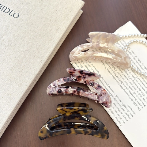 Grande Molletta a Artiglio in Acetato per Donna Trama di Marmo Mezzaluna Shark Clips Vintage Eleganti Accessori per Capelli in Acetato
