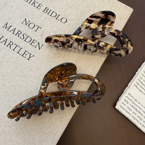 Pinza para el Pelo Grande de Acetato para Mujer Corazón Vintage Calado Carey Clip de Tiburón Antideslizante Accesorio de Pelo Elegante