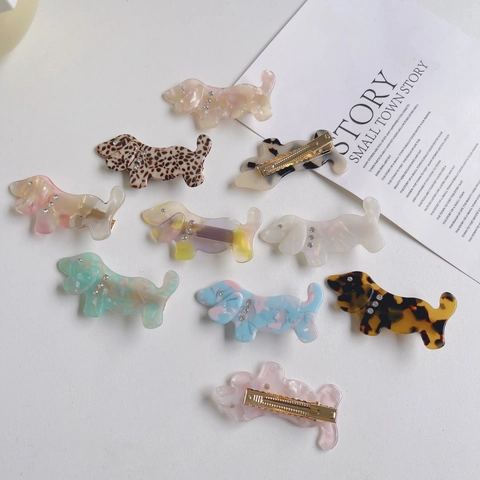 Simpatica Clip per Capelli a Forma di Bassotto in Acetato per Donna Strass Motivo Animale Clip Laterale Leopardata
