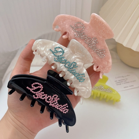 Pinza per Capelli Grande in Acetato Donna Elegante Lettera di Strass Clip a Squalo Accessori per Capelli di Moda