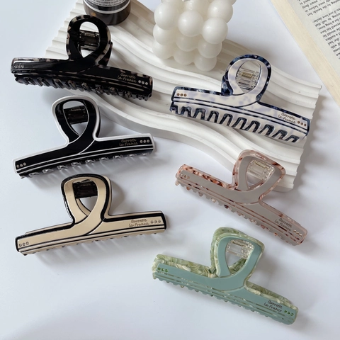 Frans Minimalistisch Acetaat Haarklauw Grote Haai Clip Voor Vrouwen Elegant Strass Letter Print Haaraccessoires Styling Tool