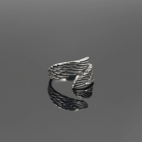 Vintage Titanium Steel Angel Wing Ring Polished Feather Texture Punk Hip Hop Jewelry Gift For Men Women Unisex Adjustable Band