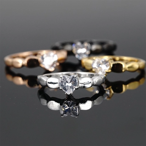Roestvrijstalen Ring met Hartvormige Zirkonia voor Dames Heren Hiphop Punk Gotische Stijl Sieraden Goud Roségoud Zwart Zilver Cadeau