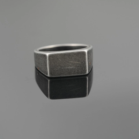 Anello Sigillo in Acciaio al Titanio Vintage per Uomo Stile Industriale Opaco Invecchiato Gioielli a Fascia Rettangolare