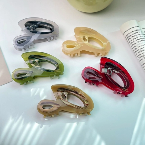 French Vintage Acetate Hair Claw Clip For Women Elegant Colorful Splicing Shark Clip Handmade Letter Design Hair Accessories
