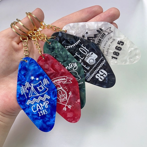 Retro Motel Style Acrylic Keychain Marble Texture Rhombus Key Tag For Outdoor Camping Hotel Room Identification Label Accessory