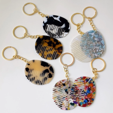 Korean Acetate Mini Comb Keychain Portable Anti-Static Hair Comb Bag Charm Fashion Tortoise Leopard Print Key Ring For Women Jewelry