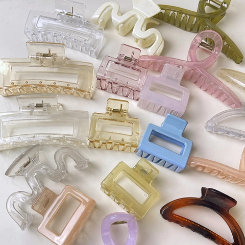 Korean Large Jelly Color Plastic Hair Claws For Women Geometric Rectangular Square Hollow Non Slip Hair Catch Clips Styling Headwear