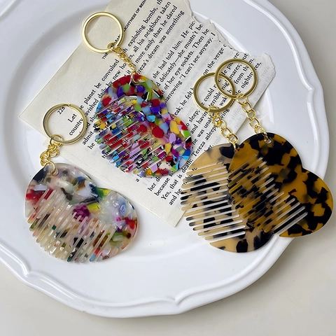 Portachiavi con Mini Pettine a Forma di Cuore Portatile in Acetato con Trama di Marmo Ciondolo per Borsa da Donna
