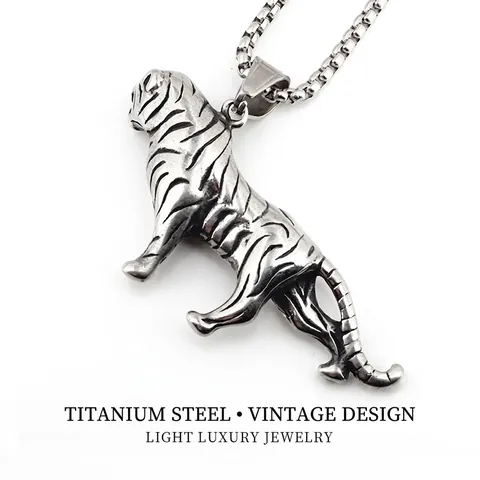 Retro Punk Titanium Steel Tiger Pendant Necklace For Men Vintage Distressed Animal Tiger Head Charm Pendant Box Chain Jewelry Gift