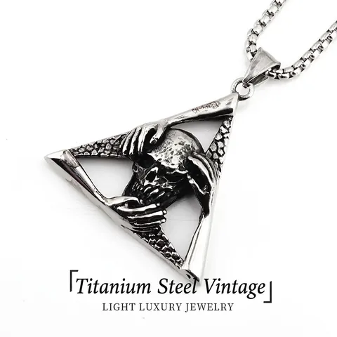 Vintage Titanium Steel Triangle Skull Pendant Necklace Gothic Punk Skeleton Jewelry For Men Retro Distressed Chain Necklace