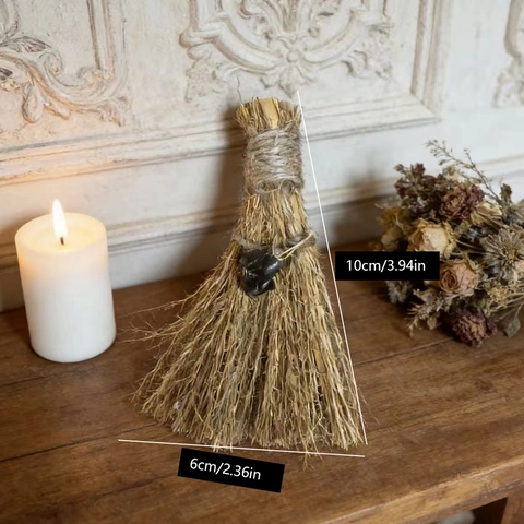 Mini Balai de Sorcière en Paille Fait à la Main Avec Pendentifs en Pierre de Cristal Naturelle Pour Décoration Halloween Ornement Mystique