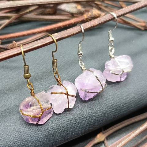 Pendientes de Gota de Piedra Natural Amatista en Bruto Bohemio Envuelto en Alambre Cristal Morado Geométrico para Mujer