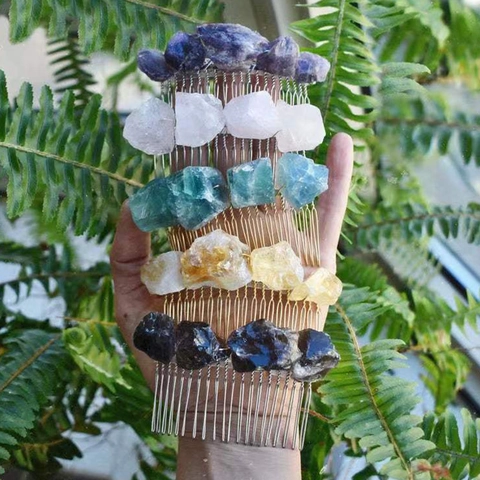 Natural Crystal Hair Comb Bohemian Irregular Crushed Stone Handmade Wire Wrapped Alloy Metal Hair Side Comb For Women Wedding Jewelry