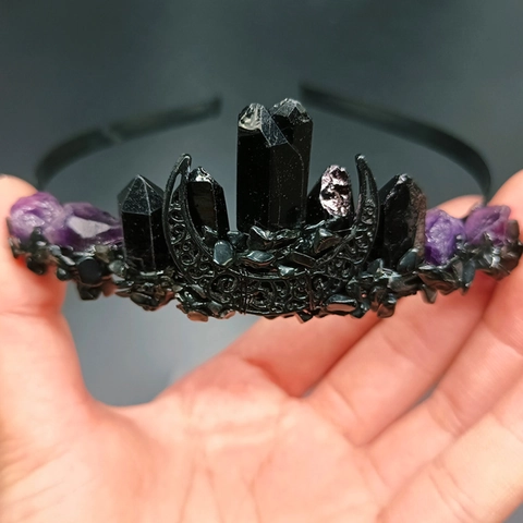 Gothic Dark Moon Natur Amethyst Kristall Krone Haarreif Handgefertigte Schwarze Naturkristall Haarkrone Für Damen Party Halloween Zubehör