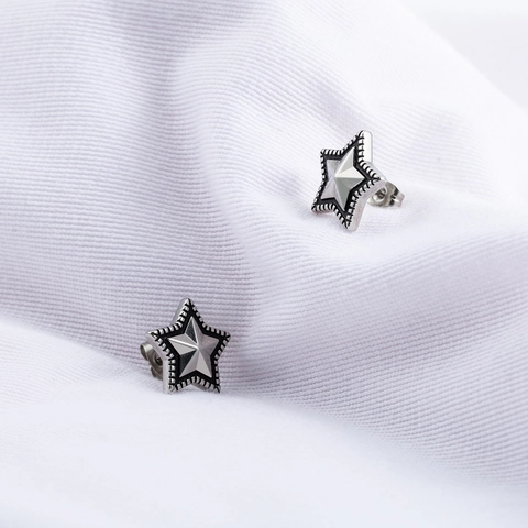 Orecchini a Bottone a Stella in Acciaio al Titanio Retro Pentagramma 3D Geometrico Testurizzato Minimalista per Uomo Donna Unisex