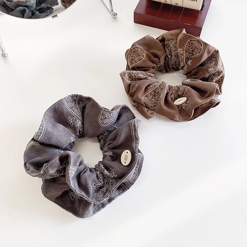 Vintage Paisley Pattern Fabric Large Scrunchies Retro Cotton Fabric Hair Ties For Women Elegant Oversized Hair Accessories
