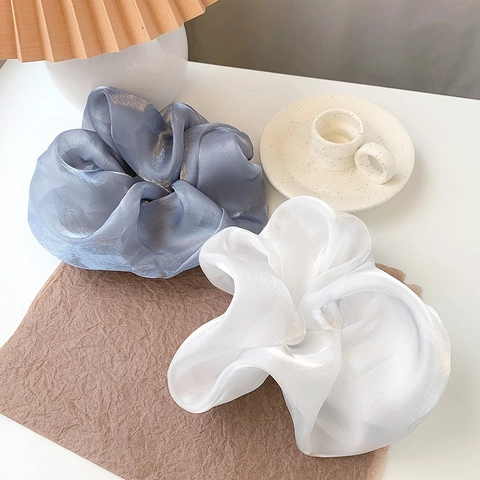 Scrunchies en Soie de Mûrier Surdimensionnés pour Femmes Élégant Lustre Perlé Chiffon Organza Couleur Unie Élastiques Cheveux