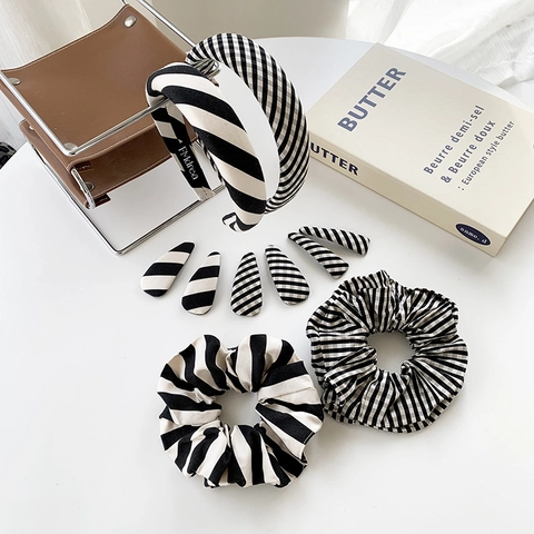 Ensemble d'Accessoires pour Cheveux Style Coréen Serre-tête Barrettes et Chouchou en Tissu à Rayures et Carreaux Noir et Blanc Simple pour Femme