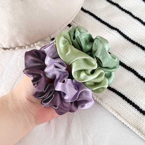 Satin Hair Scrunchies For Women Solid Color Elastic Hair Ties Soft Oversized Hair Bands Elegant Korean Hair Accessories