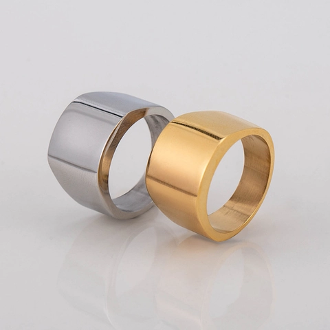 Bague Minimaliste en Acier Titane pour Homme Plaquée Or 18K Anneau Géométrique Chevalière Poli Miroir Bijou de Mode