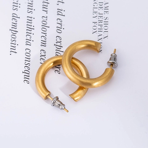 Minimalist Stainless Steel C Shaped Hoop Stud Earrings 18K Gold Plated Matte Frosted Geometric Punk Vintage Jewelry For Women