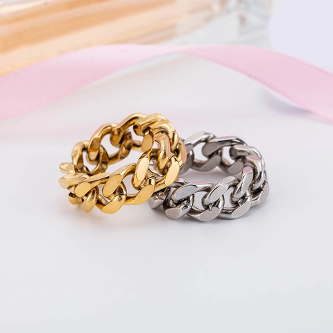 Bague Chaîne Maille Gourmette en Acier Titane Minimaliste pour Hommes Femmes Punk Géométrique Plaqué Or 18K Bijoux