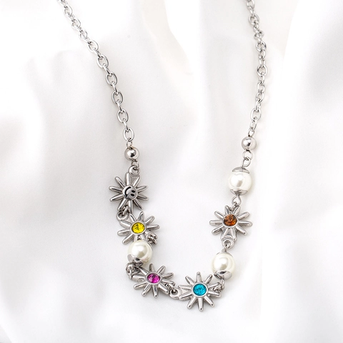Fashion Stainless Steel Sunflower Pendant Necklace With Faux Artificial Pearl Colorful Zirconia Smiley Face Daisy Charm Jewelry For Women