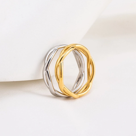 Bague Minimaliste en Acier Inoxydable 316L Pour Femmes Hommes Plaqué Or 18K Design Tressé Poli Bijoux de Mode