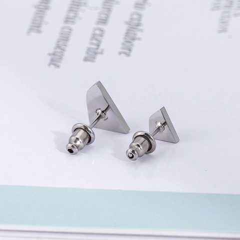 Orecchini a Bottone Triangolo in Acciaio Inossidabile Minimalisti Geometrici Metallo Spazzolato Irregolari per Donna Uomo