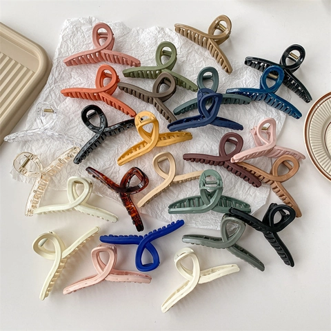 Large Hair Claw Clip For Women Nonslip Acrylic Shark Clip Matte Glossy Plastic Geometric Design Hairpin Fashion Headwear