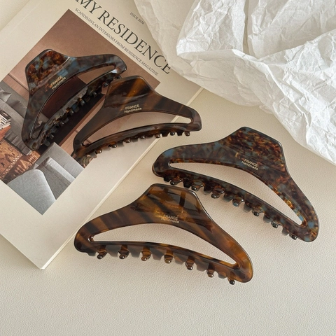 Französischer Vintage Acetat Schildpatt Haarkralle Damen Geometrische Hohl Dreieck Haarspangen Mode Haarschmuck