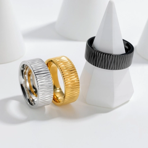 Bague Minimaliste à Rayures Verticales Anneau en Acier Inoxydable 304 Poli Style Industriel Pour Hommes Femmes Bijoux Quotidiens