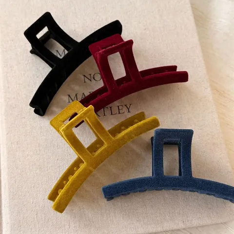 Retro Große Beflockte Haarklammer Für Damen Matte Samt Shark Clip Herbst Winter Eleganter Haarschmuck Im Koreanischen Stil