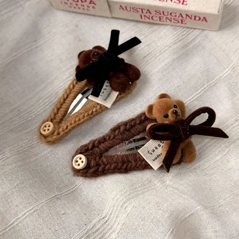 Cute Bear Knitted Woolen BB Hair Clip For Women Girls Sweet Handmade Autumn Winter Plush Bow Hairpin Side Clip Headwear Accessory