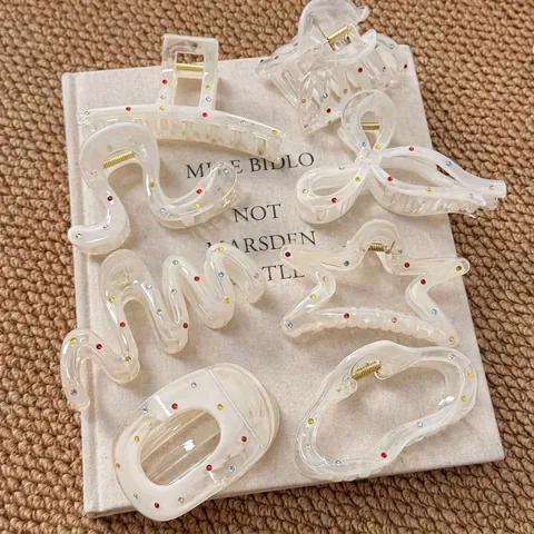 Elegant Creamy White Acrylic Hair Claw Clip With Colorful Rhinestone Sweet Star Bow Knot Hair Grip For Women Daily Styling Accessory