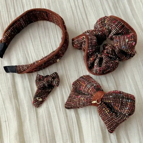 Ensemble d'Accessoires pour Cheveux Vintage Rétro Marron Tweed Plaid Élégant Café Grille Scrunchie Nœud Pince à Cheveux Serre-tête Large pour Femme Fille Mode