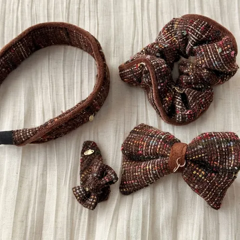 Ensemble d'Accessoires pour Cheveux Vintage Rétro Marron Tweed Plaid Élégant Café Grille Scrunchie Nœud Pince à Cheveux Serre-tête Large pour Femme Fille Mode