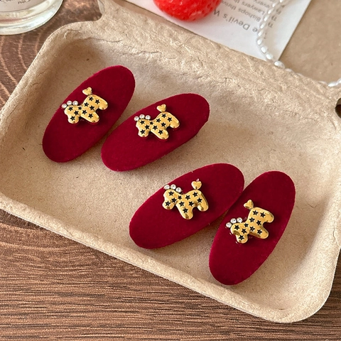 Pinza para el Pelo de Terciopelo Rojo con Dije de Caniche de Aleación Dorada y Diamantes de Imitación para Mujeres y Niñas Accesorio de Año Nuevo