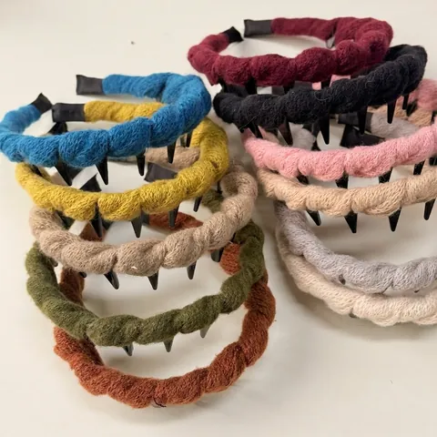 Winter Knitted Twist Braided Non-Slip Hairband With Teeth For Women Solid Color Fashion Hair Hoop Hair Accessories