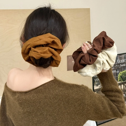 Korean Style Suede-Feel Oversized Scrunchie Minimalist Fabric Pleated Hair Tie Soft Elastic Hair Band Fashion Accessories For Women