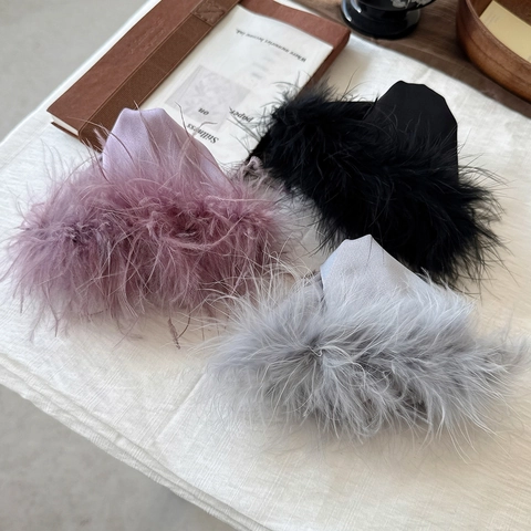 Pinza de Pelo Triangular de Pluma Negra Estilo Coreano para Mujer Elegantes Pinzas de Garra Hechas a Mano Accesorios de Invierno