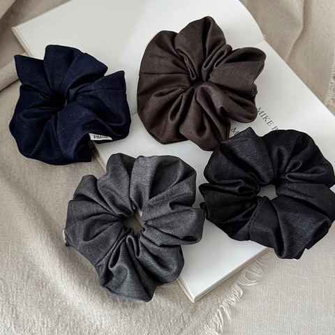Coleteros Grandes de Tela Estilo Coreano Textura de Sarga Tacto Mezclilla Gomas de Pelo Elásticas Color Sólido para Mujer