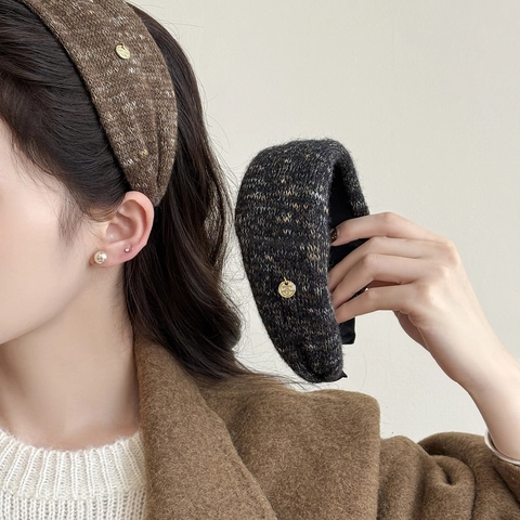 Vintage Knitted Woolen Hair Accessories For Women Winter Maillard Style Wide Headband Scrunchie Triangle Hair Clip Jewelry