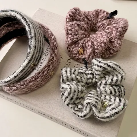 Eleganter Gestrickter Grober Tweed Haargummi Und Stirnband Für Damen Vintage Schwarz Weiß Gestreift Rosa Haarschmuck