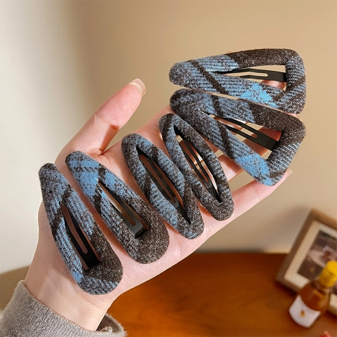Retro Blue Plaid Fabric Wrapped BB Hair Clips For Women Elegant Checkered Pattern Bangs Side Snap Clips Handmade Hair Accessories