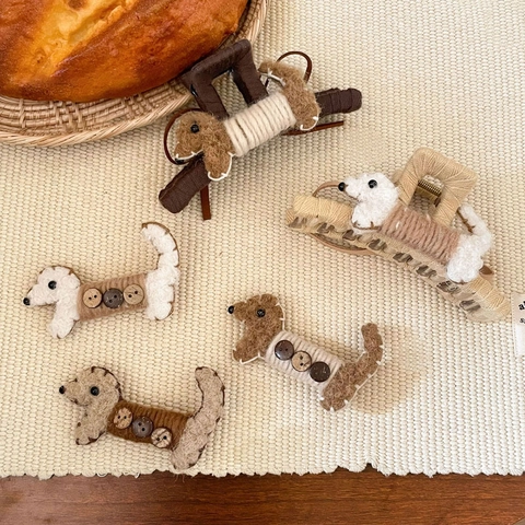 Pinza de Pelo de Perro de Peluche Linda Otoño Invierno Fieltro de Lana Teckel Hecho a Mano Horquilla para Mujer Accesorios