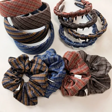 Vintage Plaid Fabric Wide Headband French Style Non-Slip Toothed Hair Band Handmade Fabric Scrunchie Hair Accessories For Women