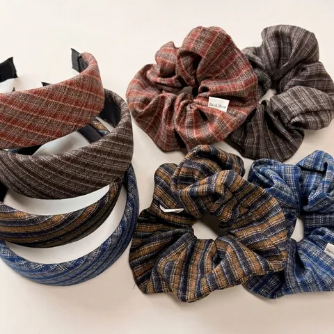 Vintage Plaid Fabric Wide Headband French Style Non-Slip Toothed Hair Band Handmade Fabric Scrunchie Hair Accessories For Women